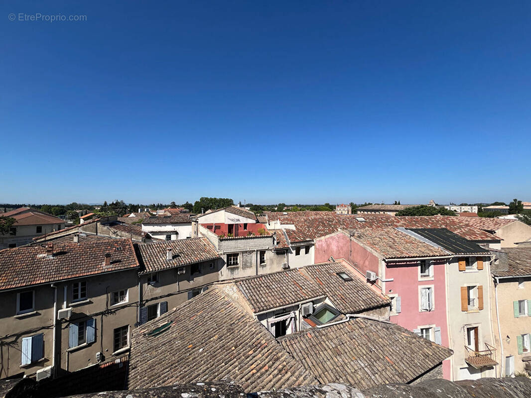 Appartement à L'ISLE-SUR-LA-SORGUE