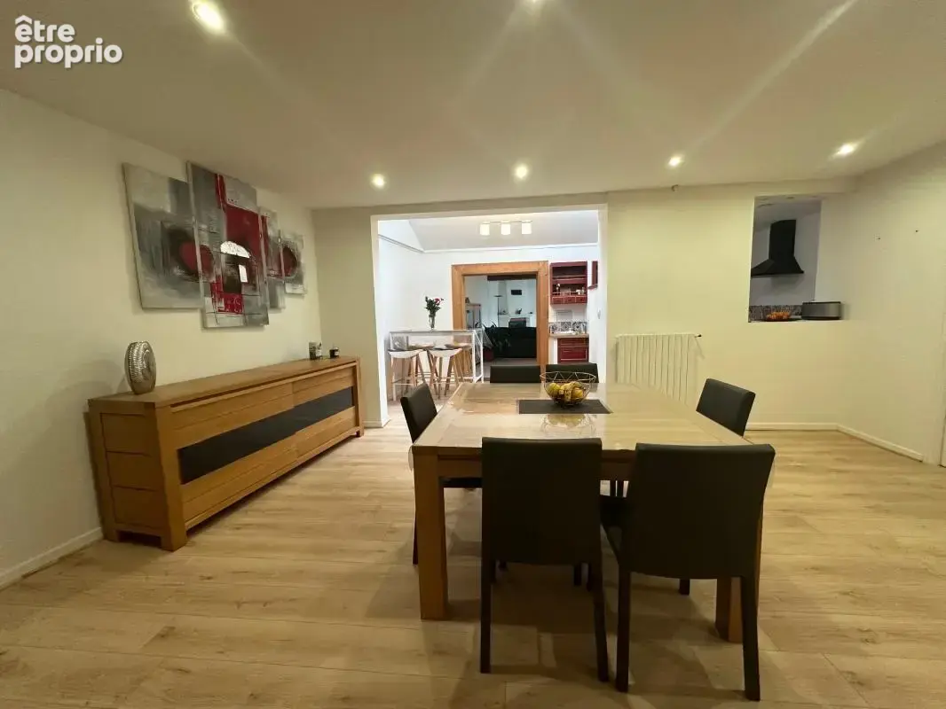La Roche-sur-Yon sud, à Nieul-Le Dolent, maison, 4 chambres env. 157 m² - photo 4