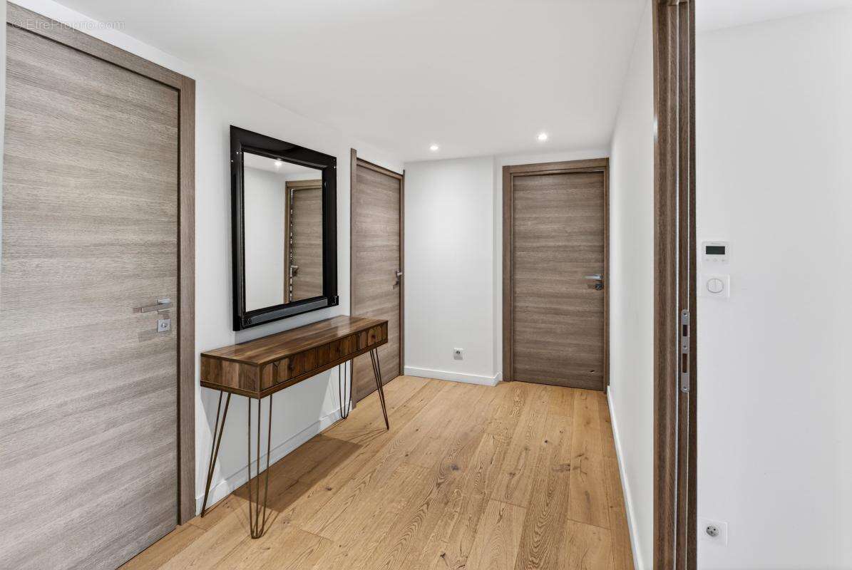 Maison à MOUGINS
