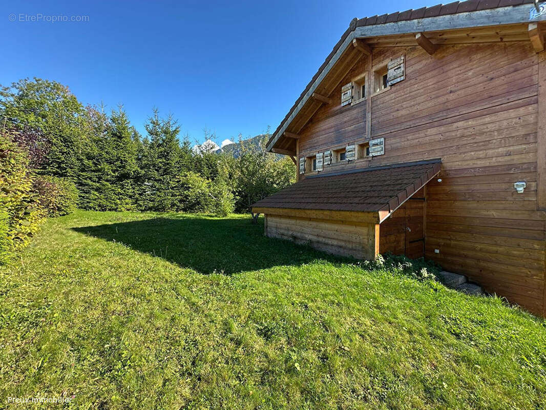 Maison à SAINT-SIXT