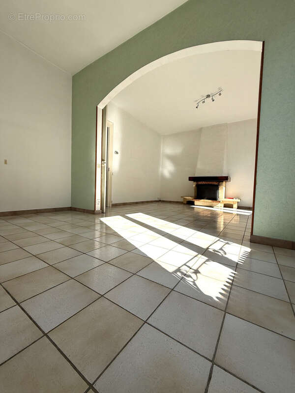 Maison à TAISSY