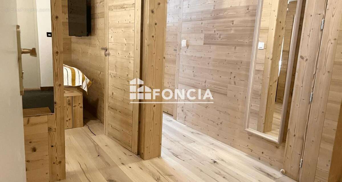 Appartement à LES ALLUES