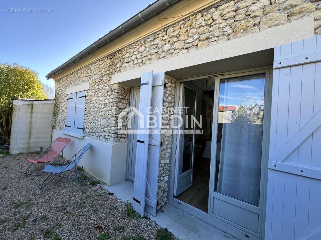 Maison à BLANQUEFORT