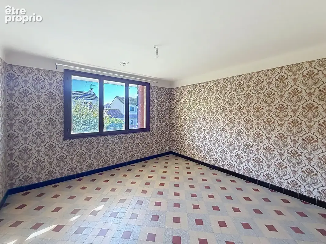 GENAS centre Maison 7P de 138m² Terrain 770m² - photo 14