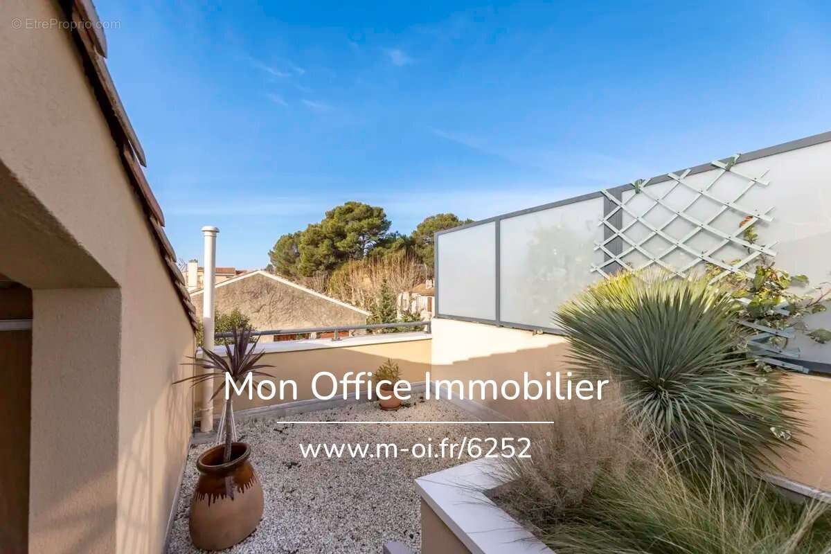 Appartement à AIX-EN-PROVENCE