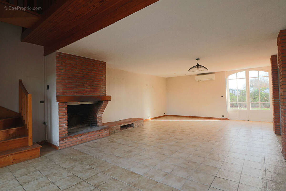 Maison à QUINT-FONSEGRIVES