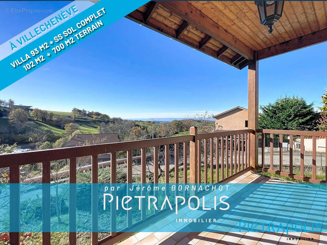 Maison à VILLECHENEVE