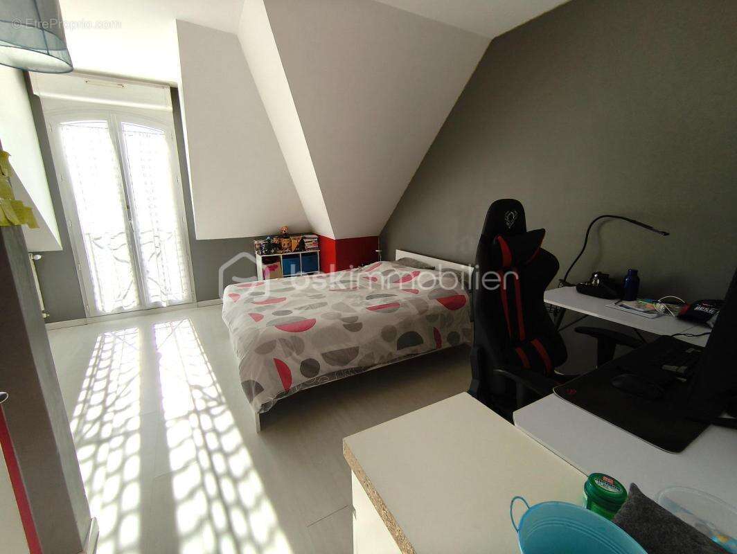 Maison de 210m2 avec piscine - photo 10