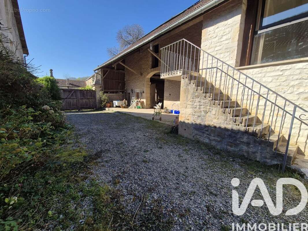 Photo 7 - Maison à CRY