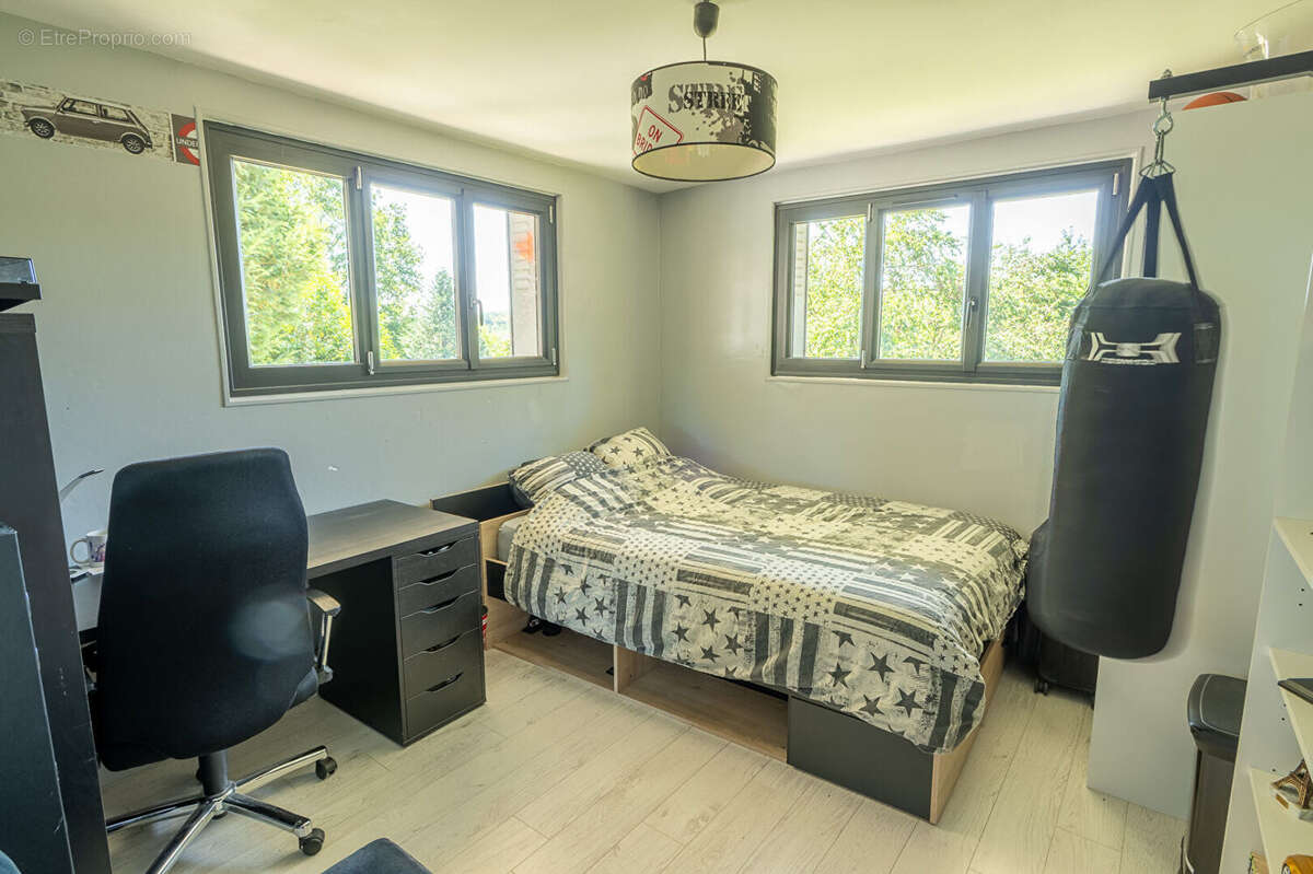 Maison à CHATEAUFORT