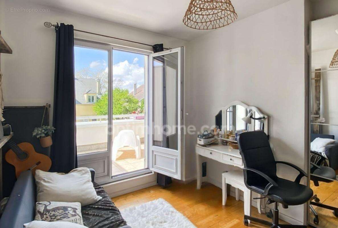 Magny les hameaux (78) - maison - 8 pieces - 211m2 - 6 chambres - terrain 680m2 - residentiel - terrasse - comble amenageable -  - photo 11