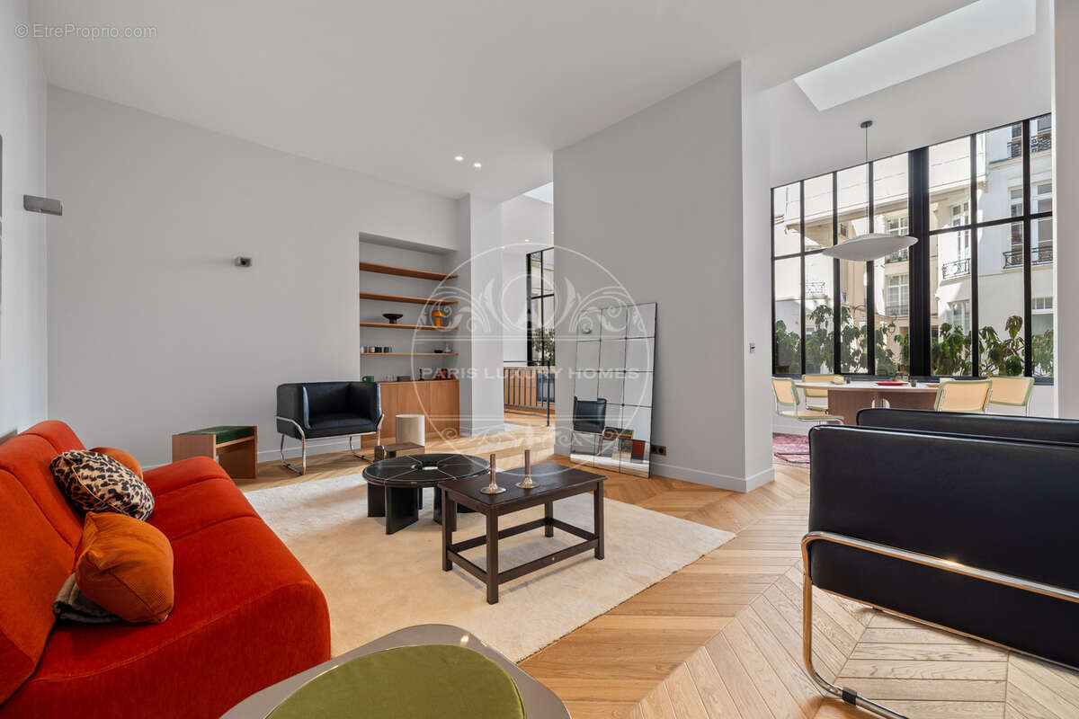 Superbe loft avec verrière à Paris 1er - photo 2