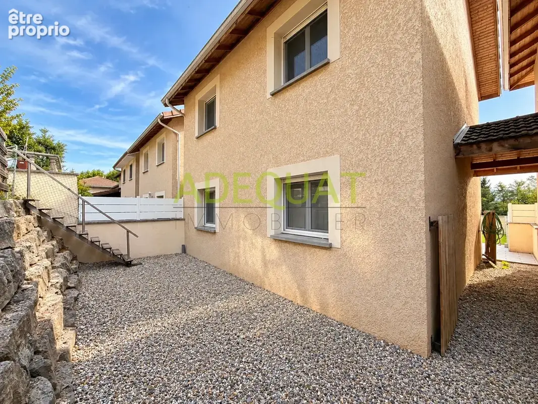 Exclusivite - cessieu - maison avec jardin et garages - photo 3