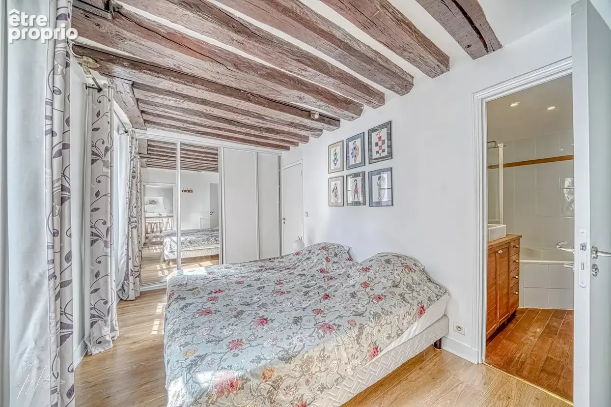 Paris 7ème Rue Saint Dominique - 3 pièces 57m² Sud - photo 12