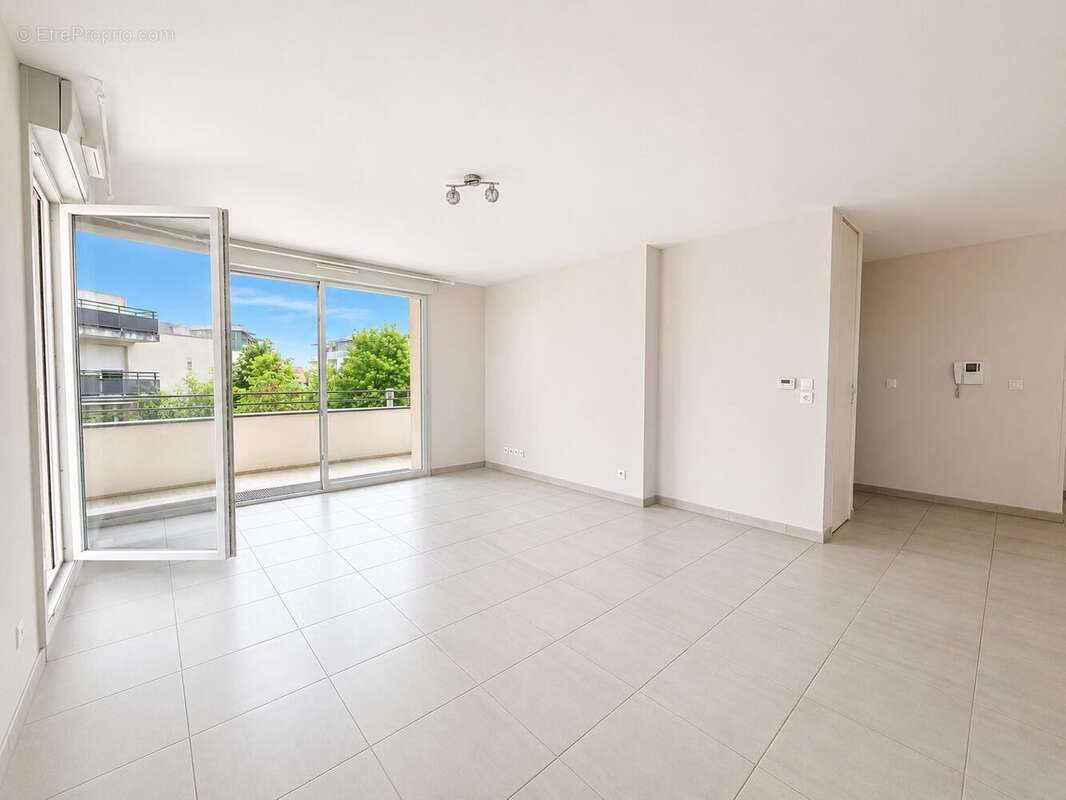 Appartement 73 m² à Saint-Apollinaire  - photo 3