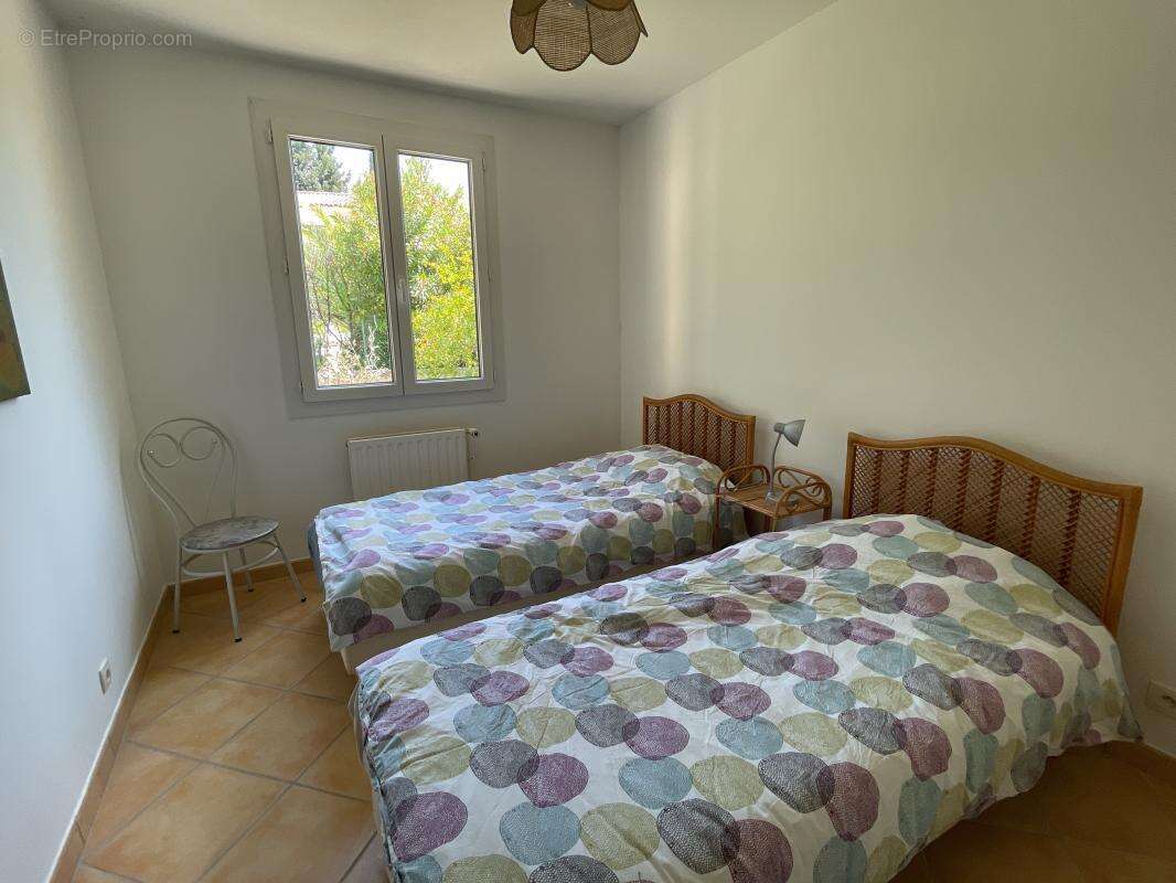 Maison 250 m² à Pujaut  - photo 8