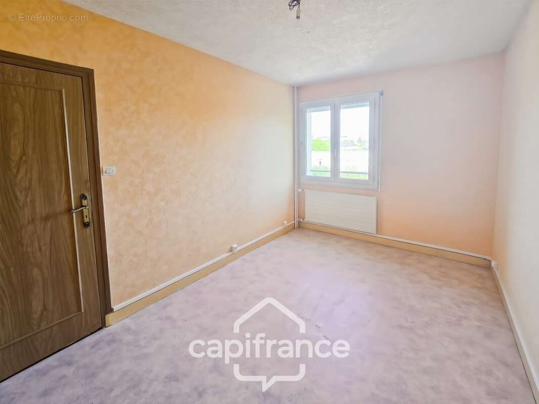 VARENNES VAUZELLES (58) – Appartement 89 m² – 3 chambres – Garage - photo 13
