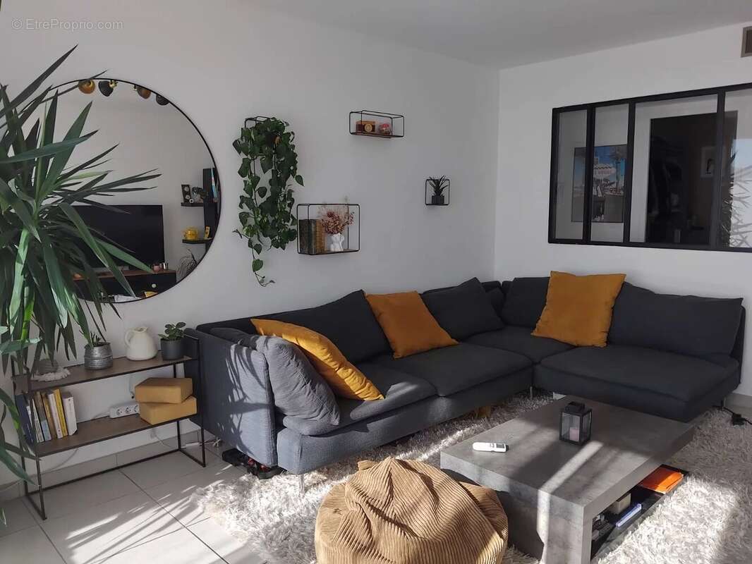 Appartement à MARSEILLE-12E