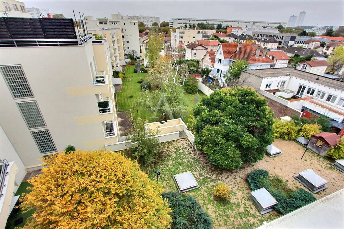 Appartement à VILLENEUVE-LA-GARENNE
