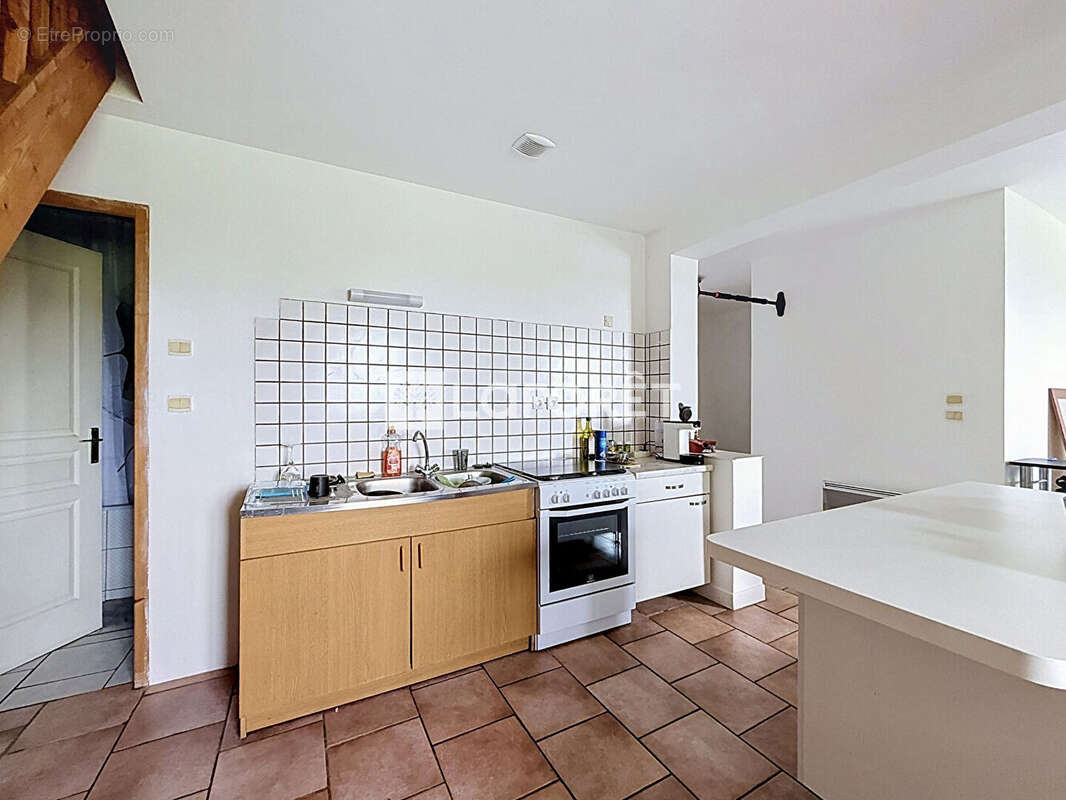 Immeuble de rapport Menil En Xaintois 16 pièce(s) 354 m2 - photo 7