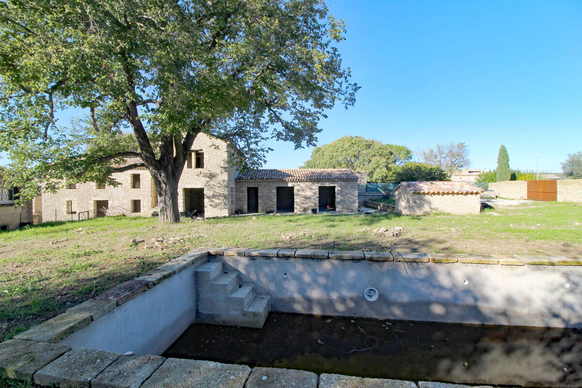 Maison à SANILHAC-SAGRIES