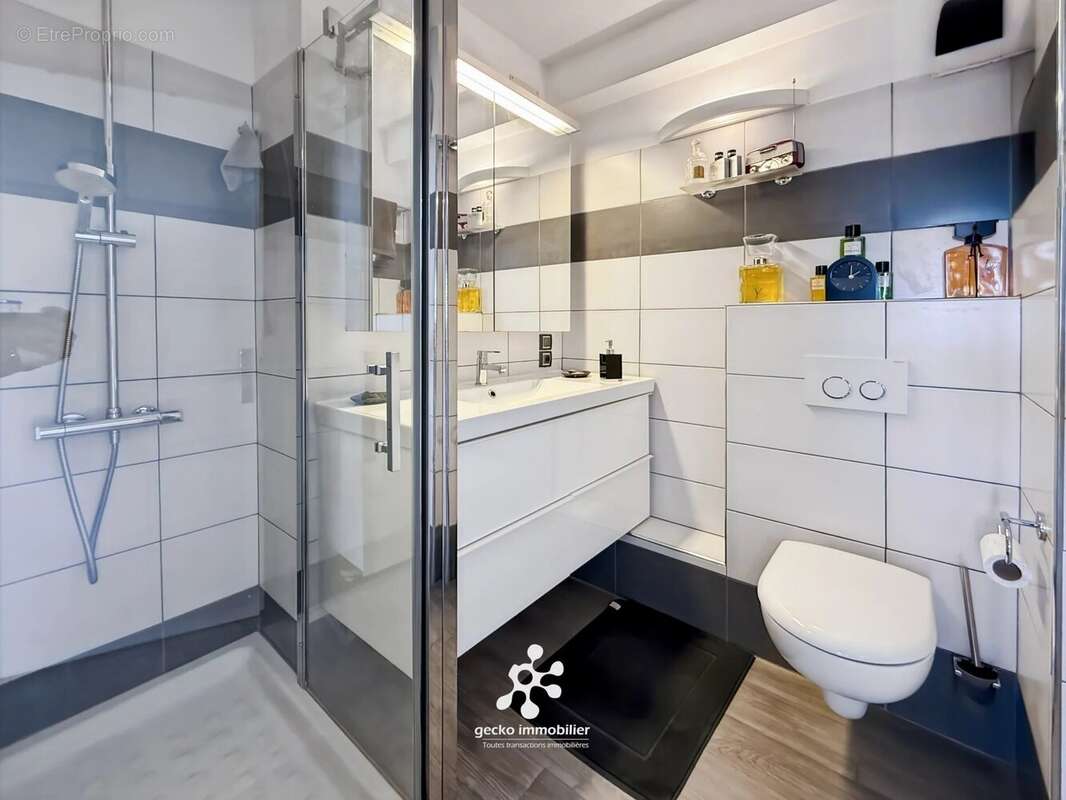 Appartement à VENCE