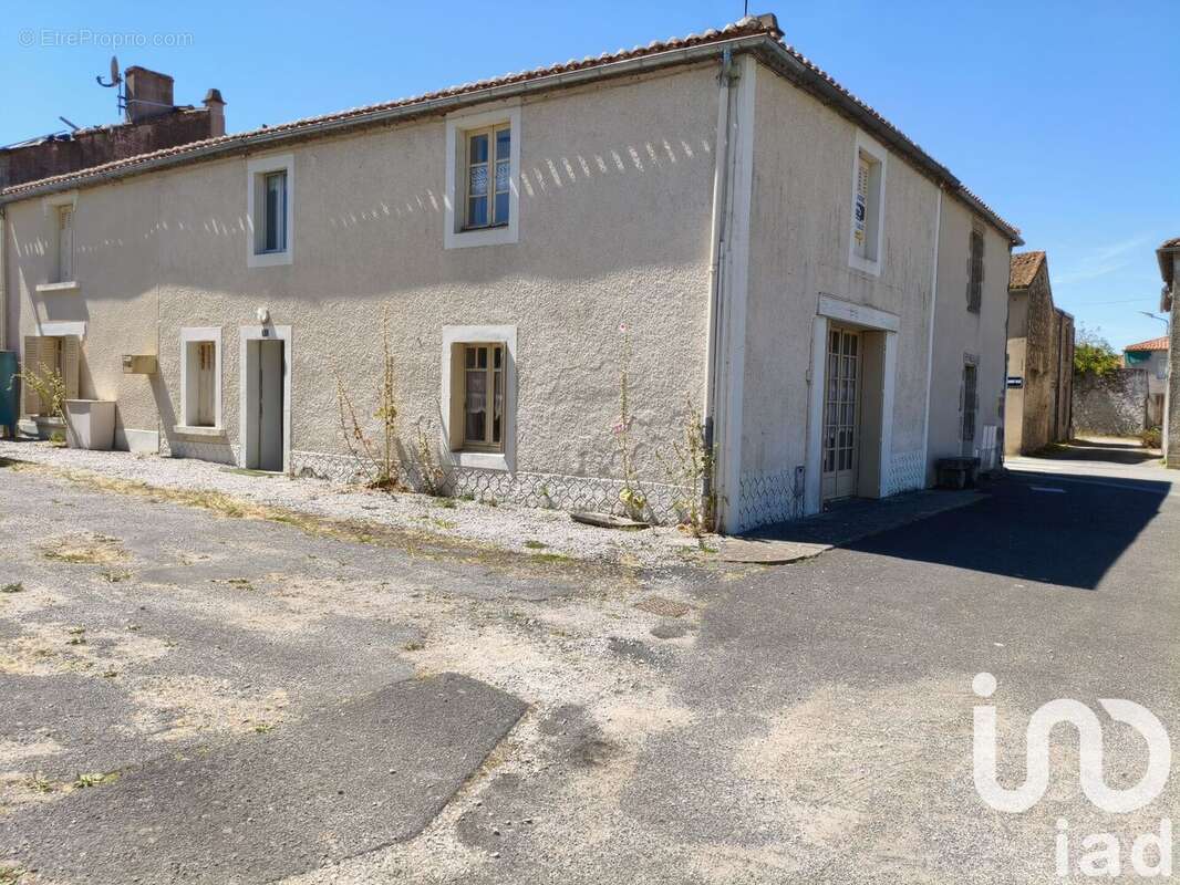 Photo 9 - Maison à LA PEYRATTE