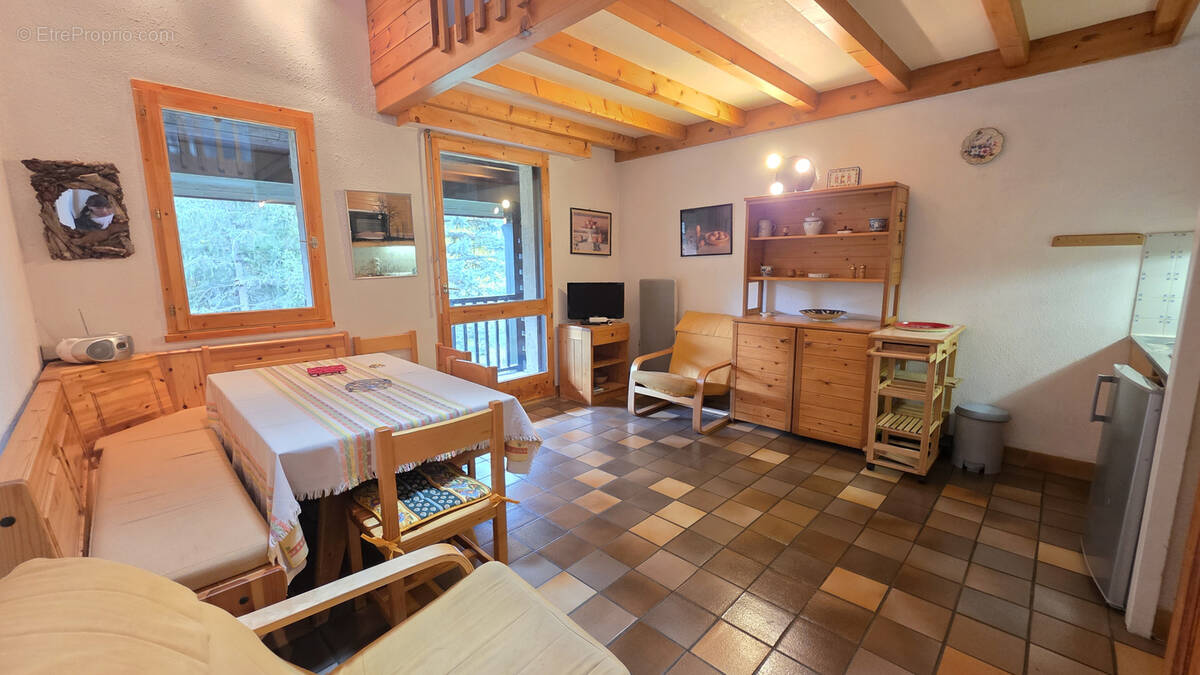 Appartement à SAINT-CHAFFREY