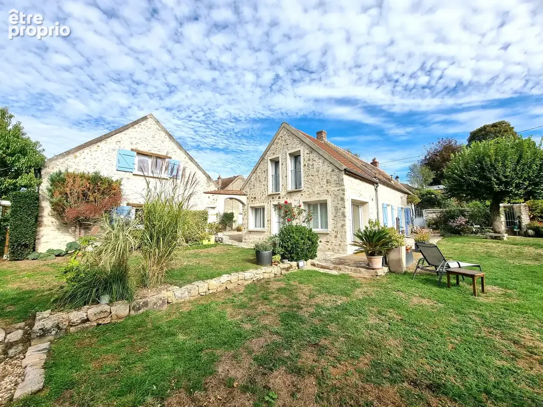Moisenay - propriete en pierre - dependance - grange - terrain 1035m2 - photo 1