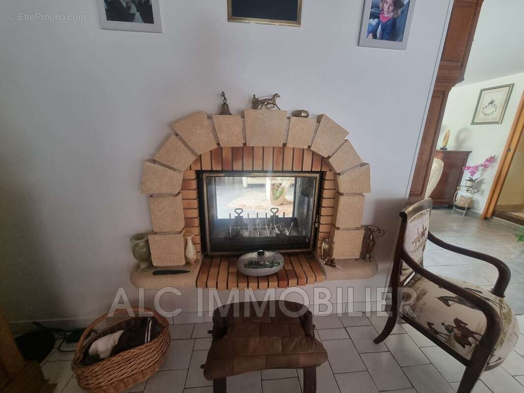 Maison à LE MELE-SUR-SARTHE