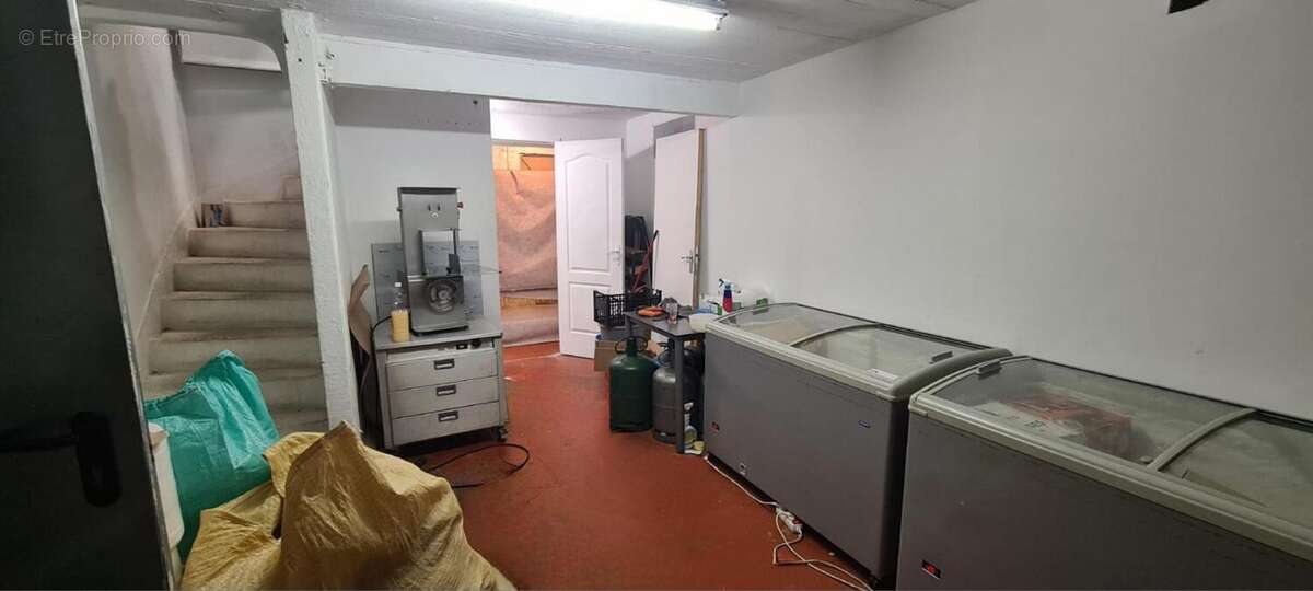 Local commercial avec sous-sol + appartement   excellent ren - photo 6