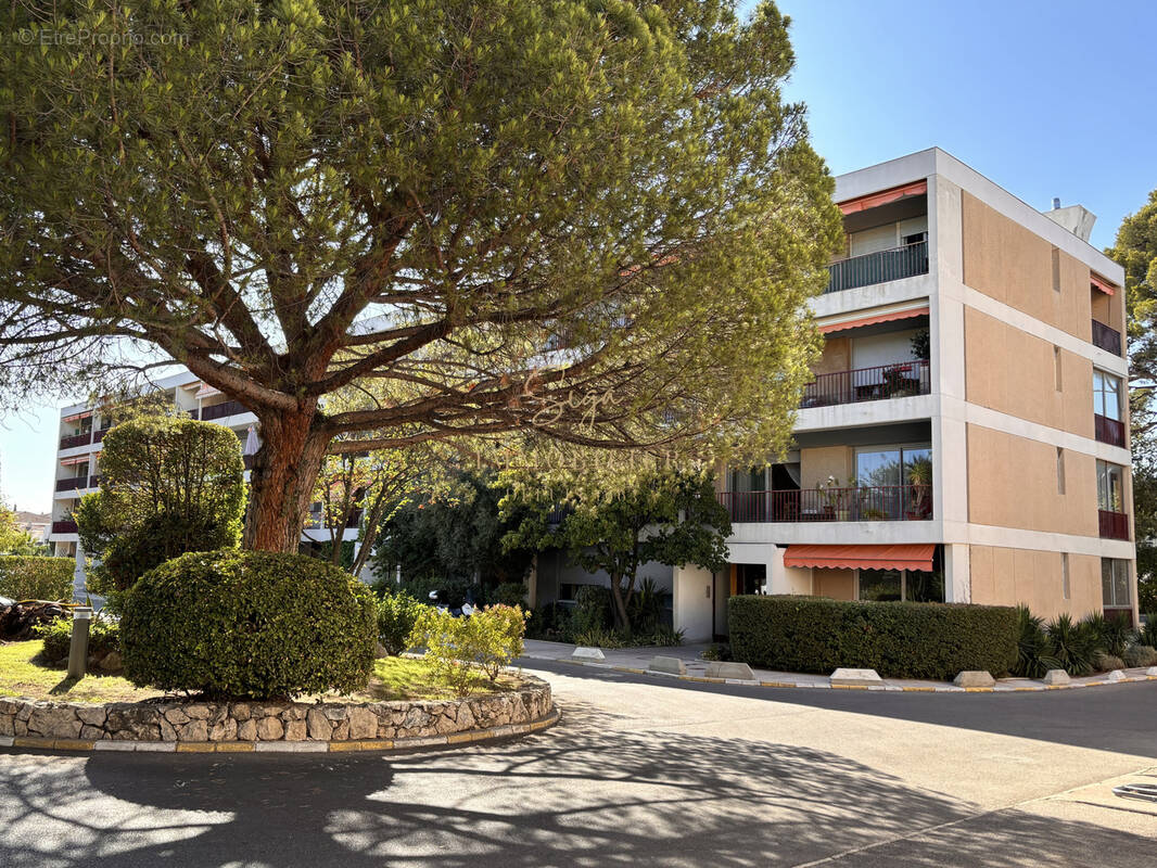 Appartement à MARSEILLE-10E