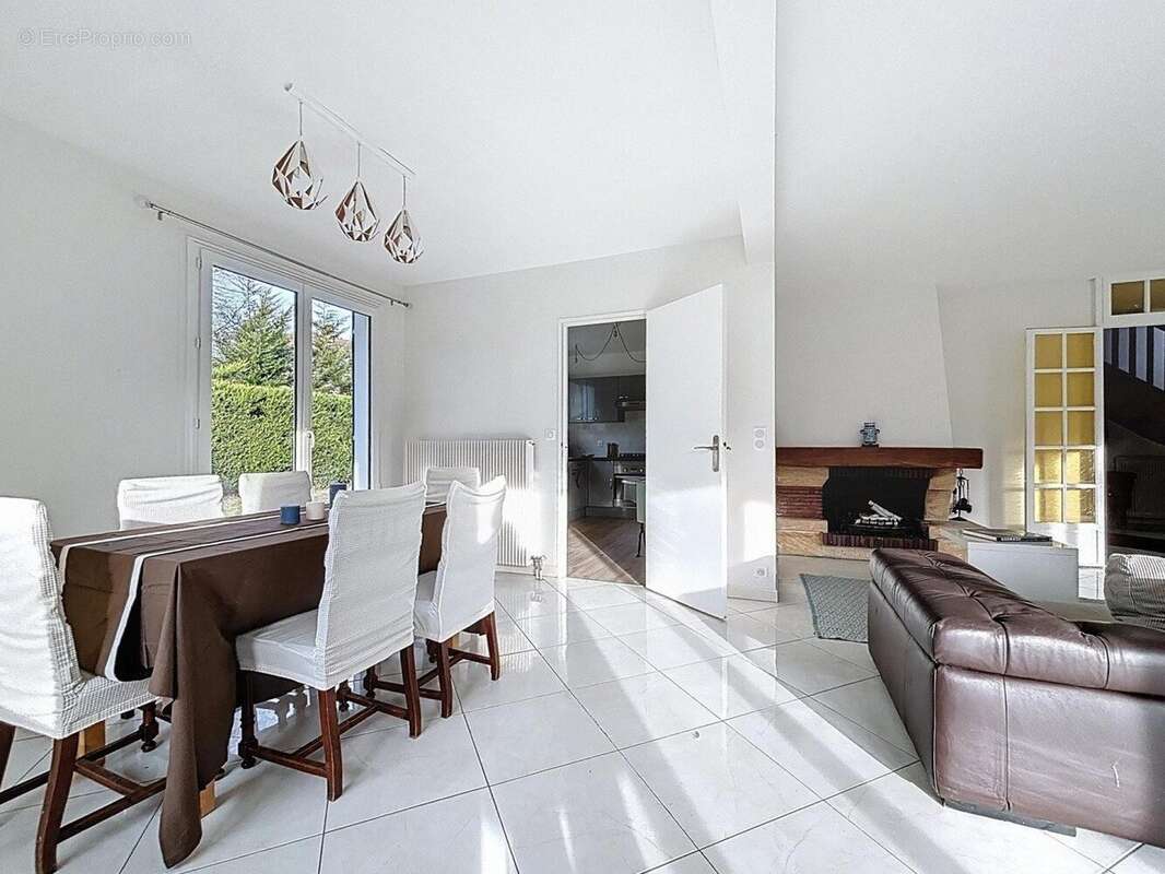 Photo 3 - Maison à GOUVIEUX