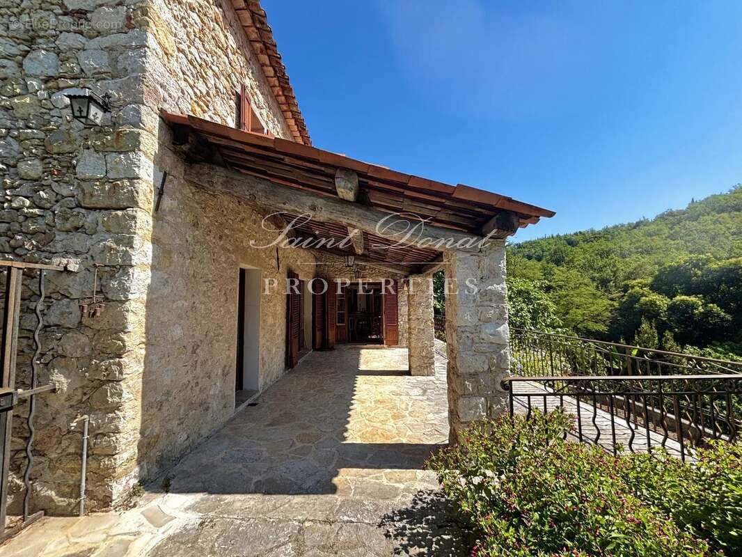 Maison à GRASSE