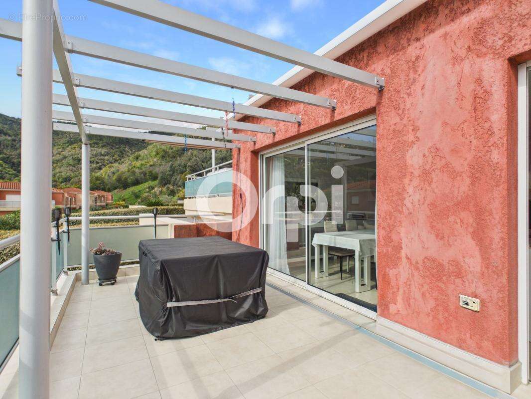 Appartement à MANDELIEU-LA-NAPOULE