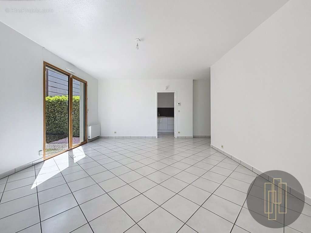 Appartement à LIMAS