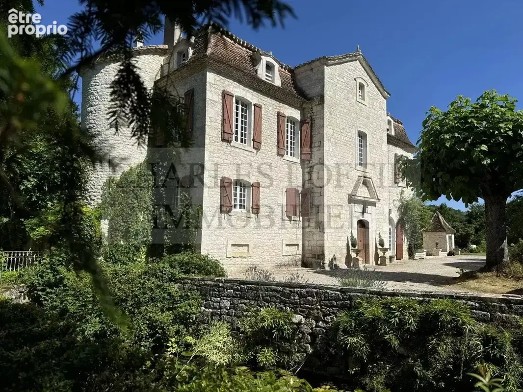 Maison de Maître, dépendances et pisicne, sur 11 ha - photo 23