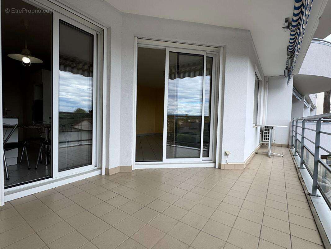 Appartement à BRON