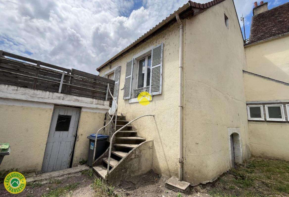 Maison de Ville Avec Garage - photo 11