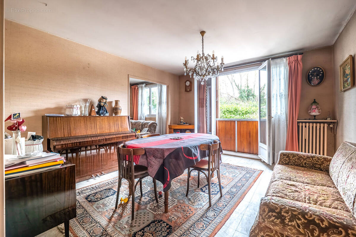 Appartement à CHAMPIGNY-SUR-MARNE