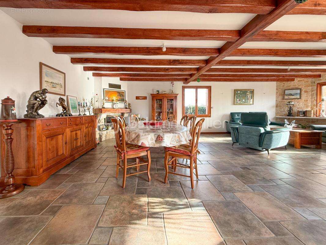 Maison à PLOUDALMEZEAU