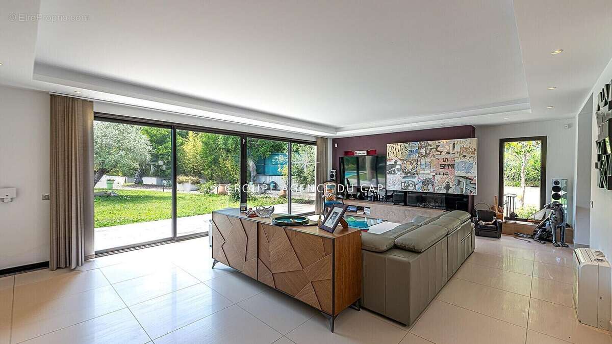 Maison à SAINT-RAPHAEL