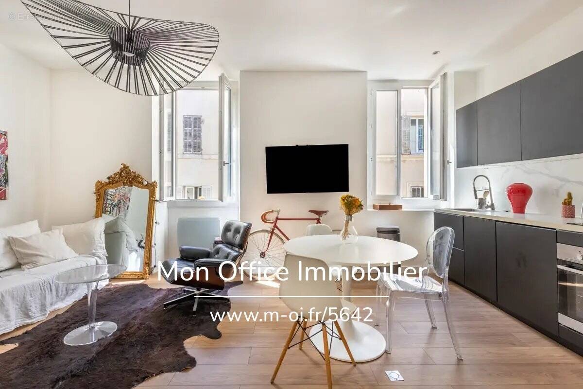 Appartement à MARSEILLE-6E