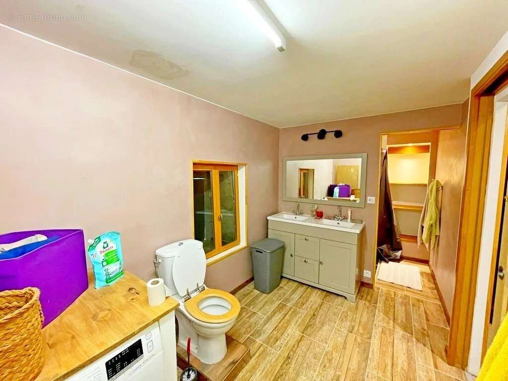 Maison à SAINT-BRISSON