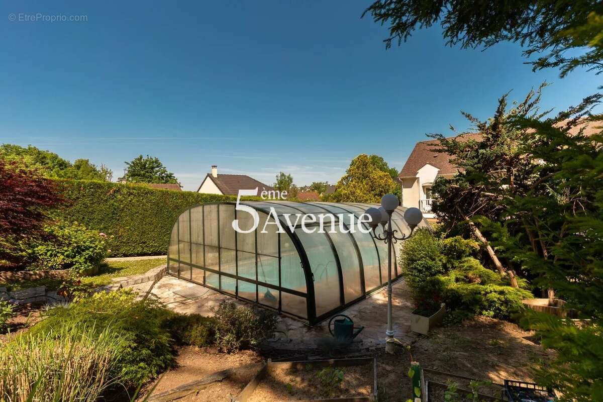 Maison à LAGNY-SUR-MARNE