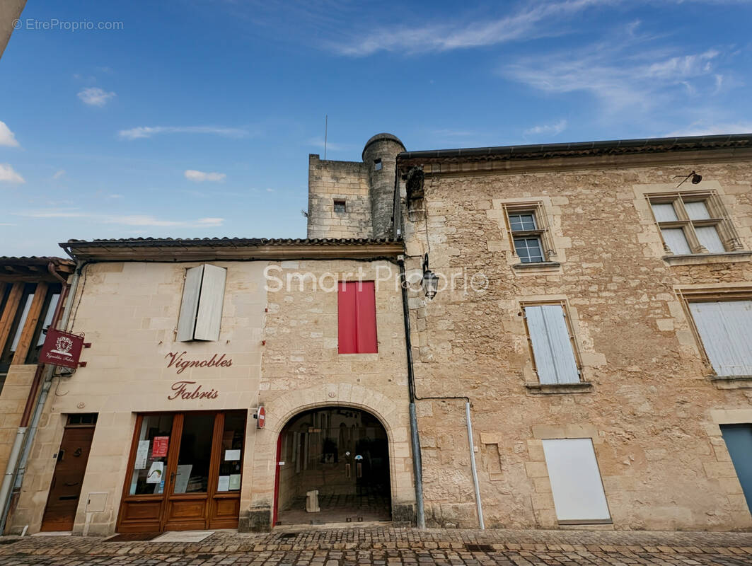Commerce à SAINT-EMILION
