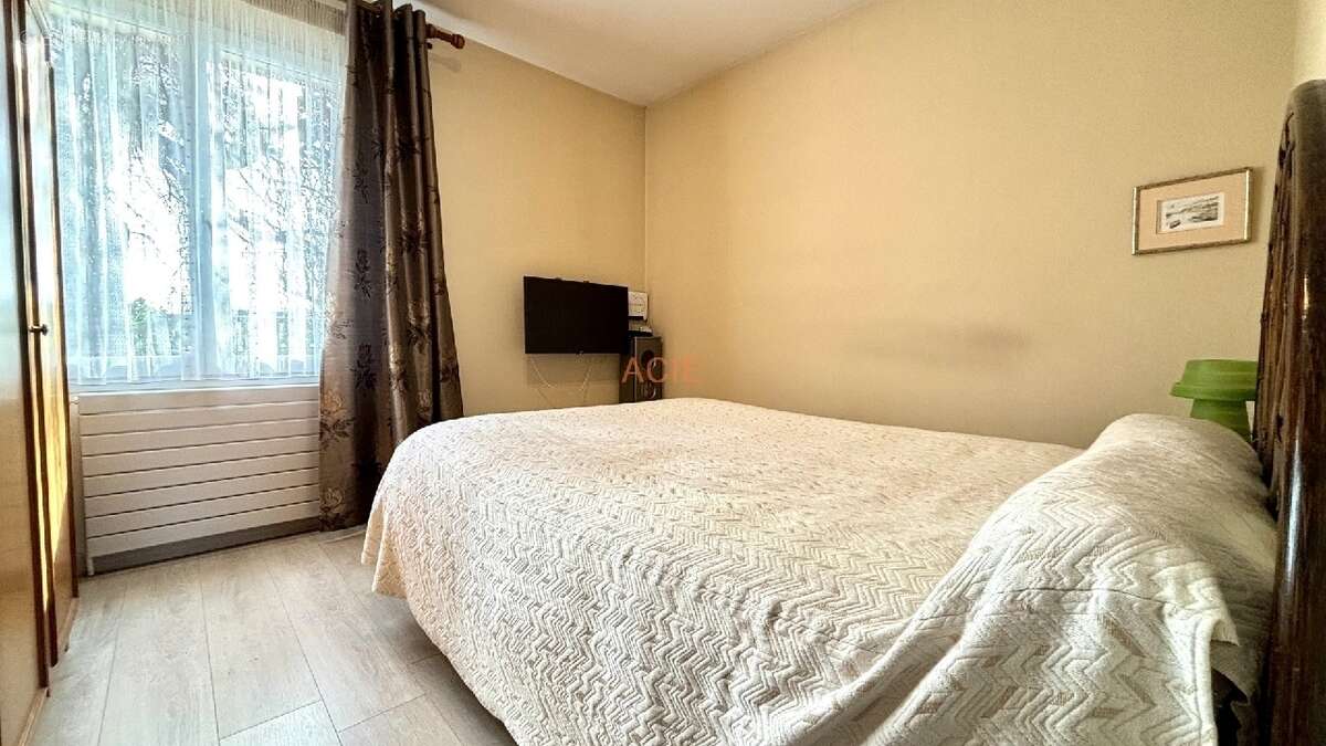 Maison à MARLY-LA-VILLE