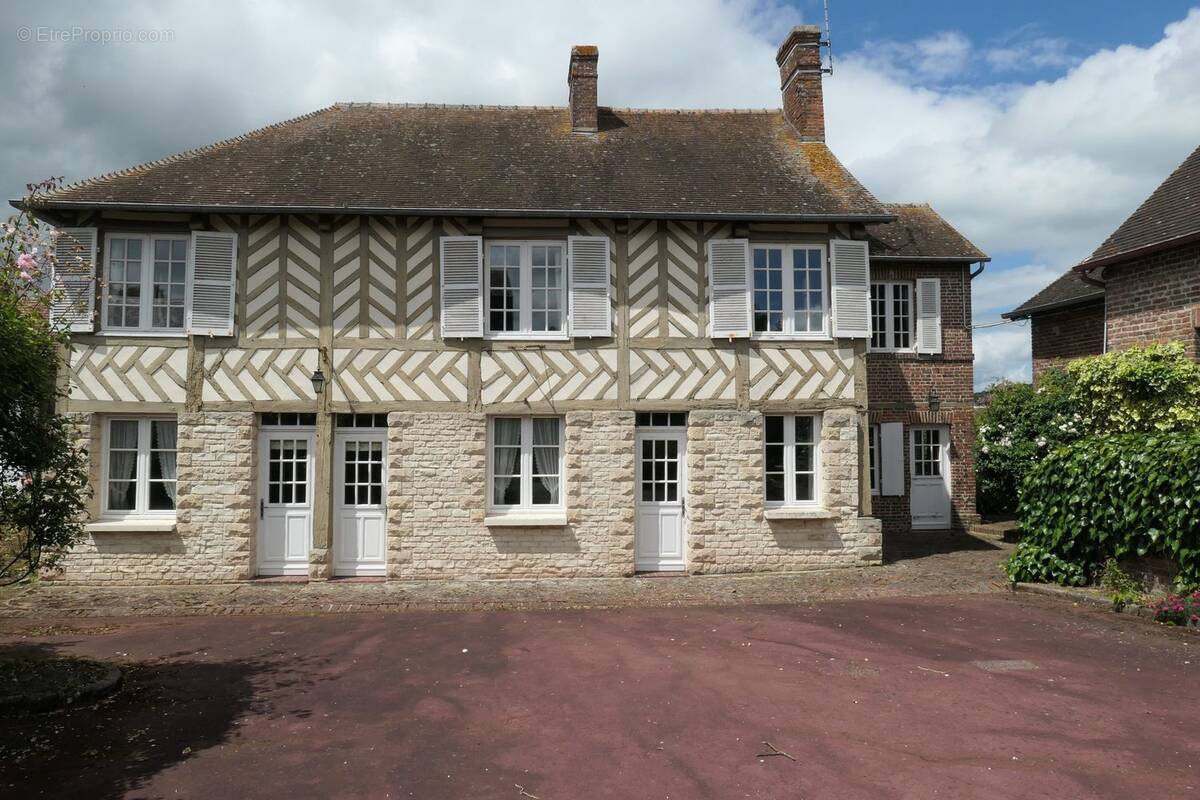 Maison à LE BREUIL-EN-AUGE