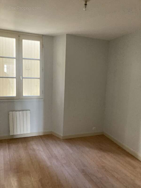 Appartement à SAINTES