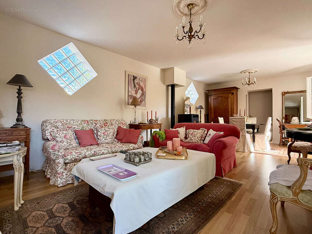 Maison à SAINT-DENIS-DE-PILE